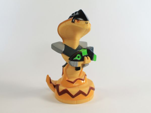 <span>XCOM 2 Viper Vinyl Figure</span><i>→</i>