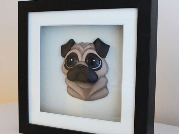 <span>Pug 3D Relief</span><i>→</i>